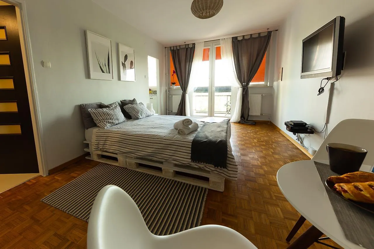 Warszawa Apartamenty - Promyk 0*, Warsaw